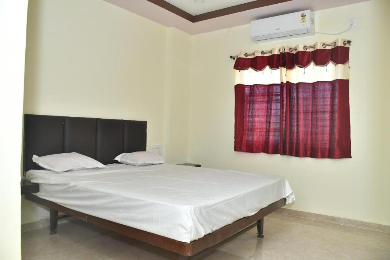 Hotel Kalika Residency - Akkalkot Akalkot Extérieur photo